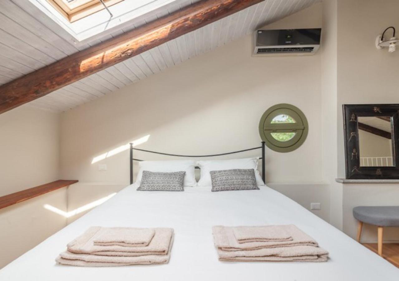 Charming Loft Golf Club Barolo Appartement Novello Buitenkant foto