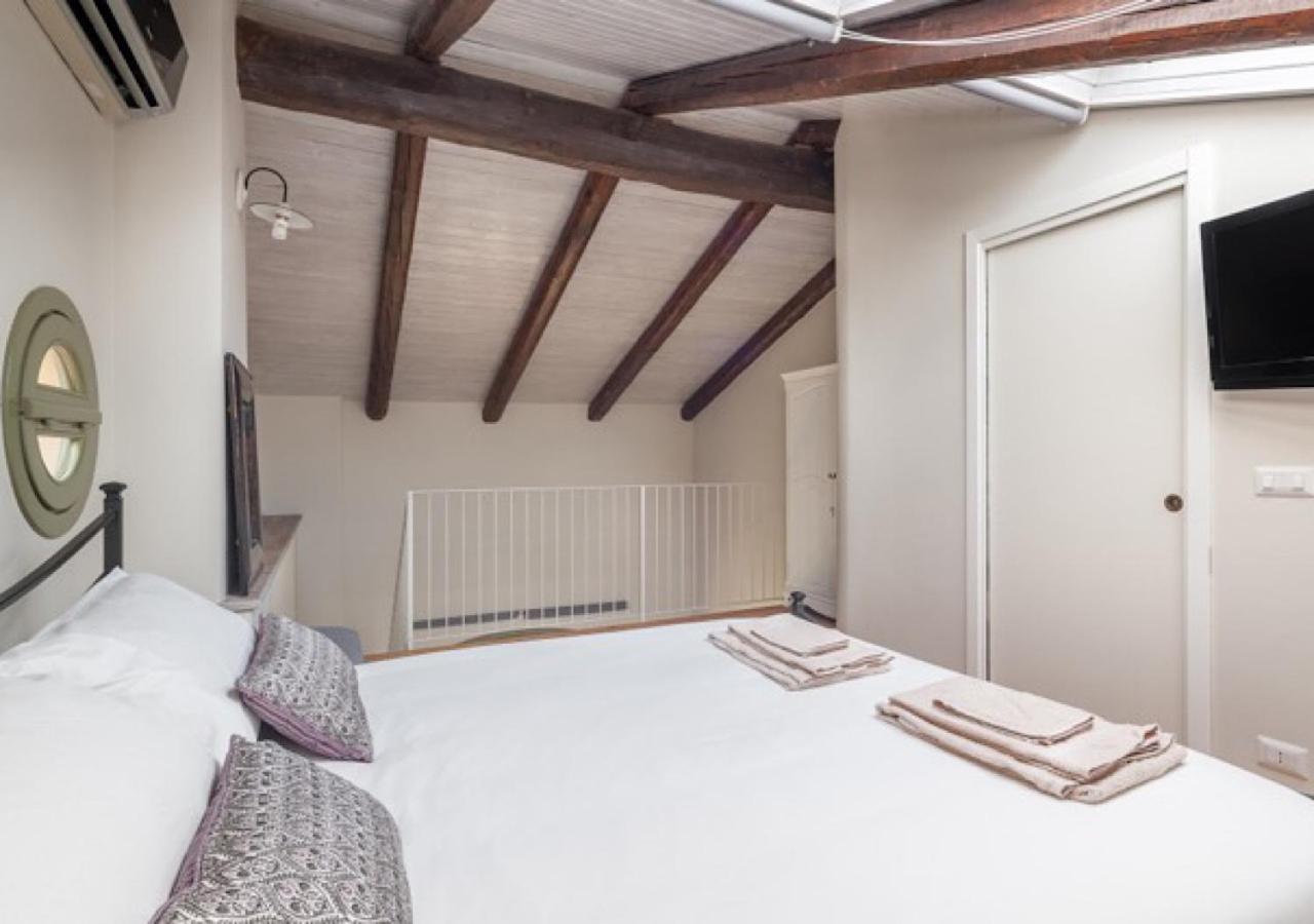 Charming Loft Golf Club Barolo Appartement Novello Buitenkant foto